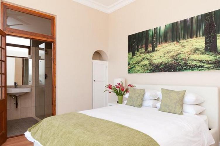 Conway Court Apartment Villas in Cape Town