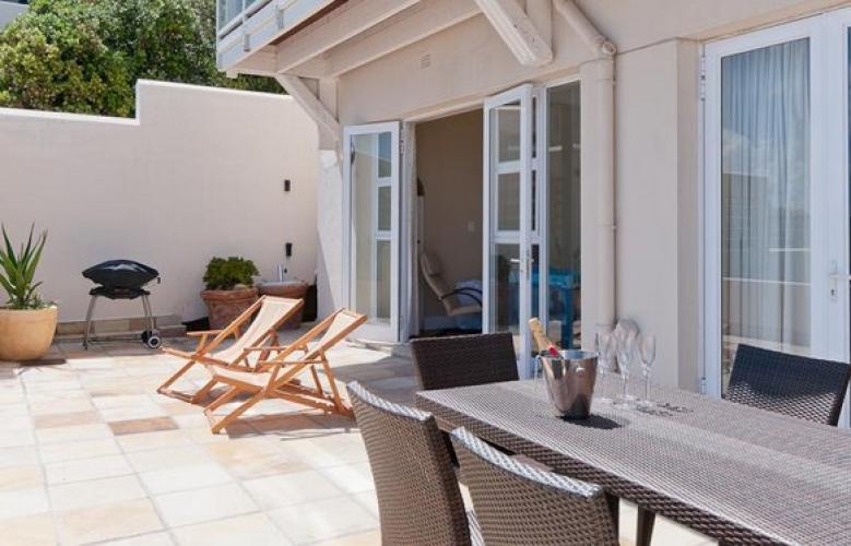 Conway Court Apartment Villas in Cape Town