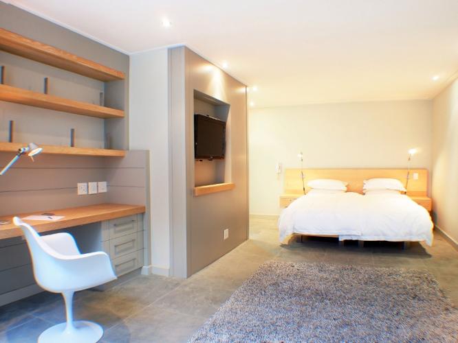 Ocean View Drive Greenpoint Villas in Cape Town