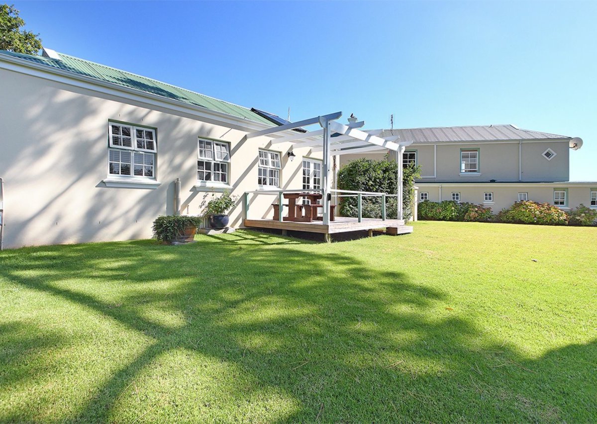 Constantia Outlook Villas in Cape Town
