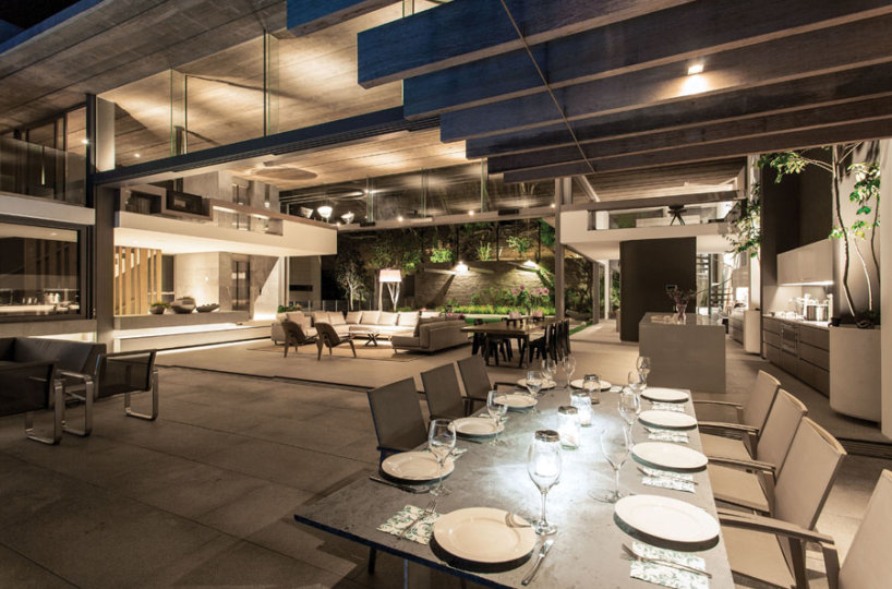 7 Nettleton Villa - Luxury Clifton Holiday Rental