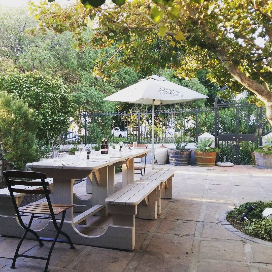 Top 10 Outdoor Restaurants to enjoy in Cape Town Villas in Cape Town