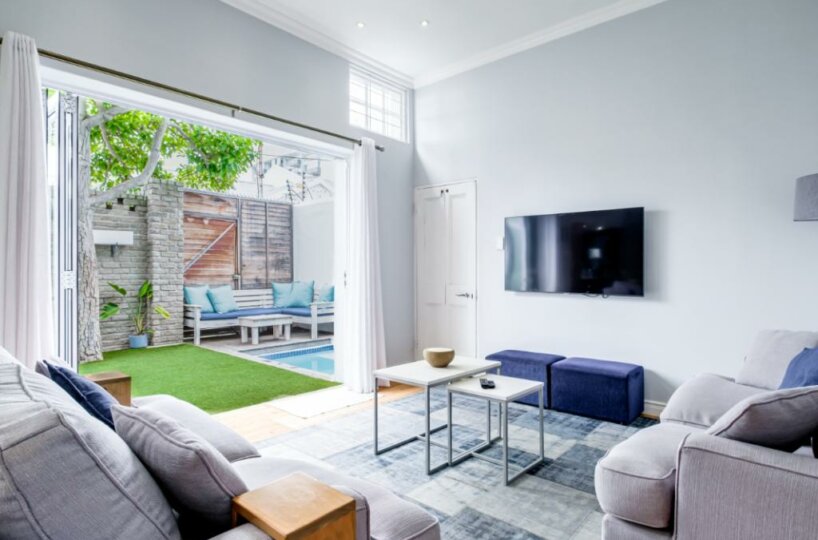 XV Seapoint Villas in Cape Town